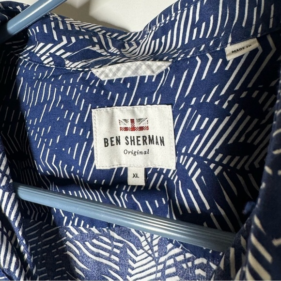 Ben Sherman Blue Leaf Print Short Sleeve Button Up Size XL - Picture 2 of 5
